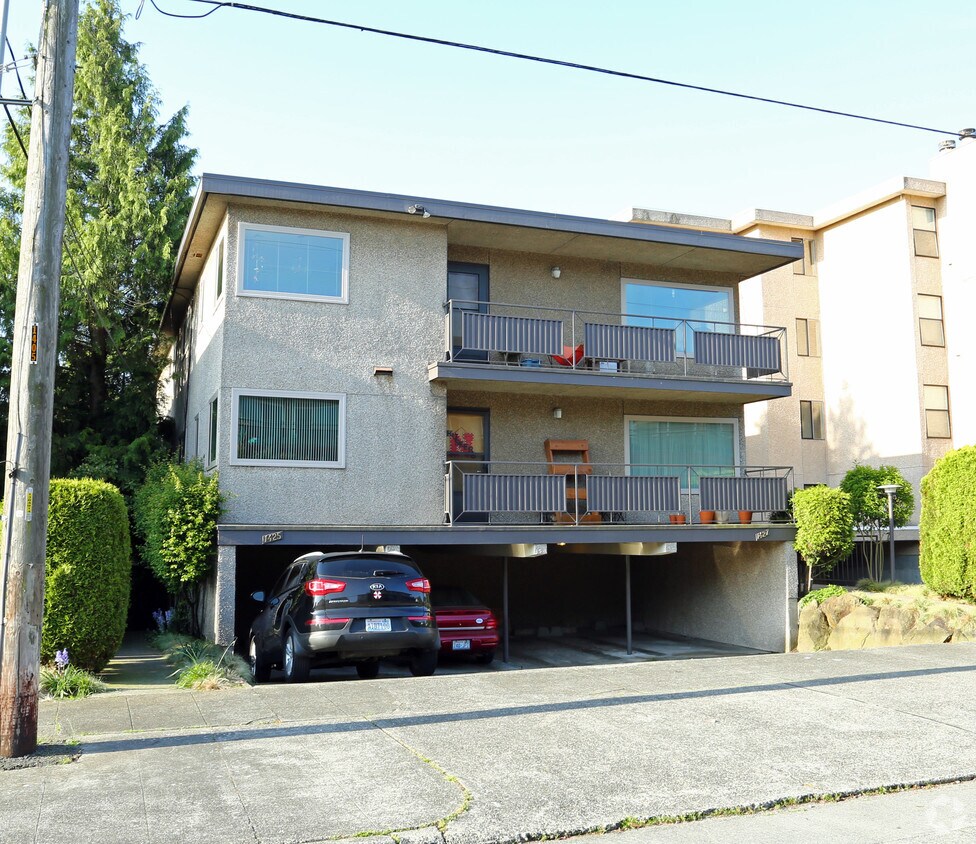 Building Photo - 1427 NW 64th St