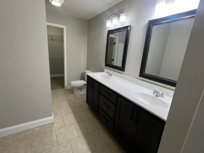 Foto del edificio - 4901 Cedar Creek Circle