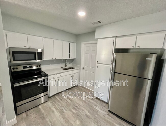 Foto del edificio - 5305 N Boulevard