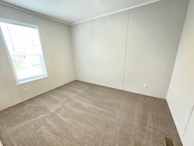 Foto del edificio - 5684 Windjammer Ct