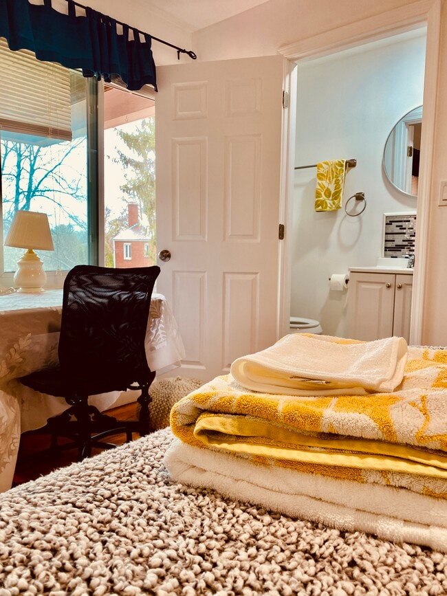 Building Photo - 5512 Forbes Ave