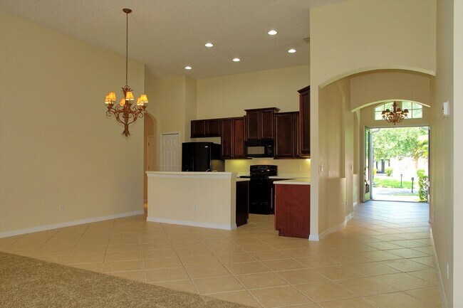 Building Photo - Gorgeous 4 bedroom/3 bathroom home, with 3...