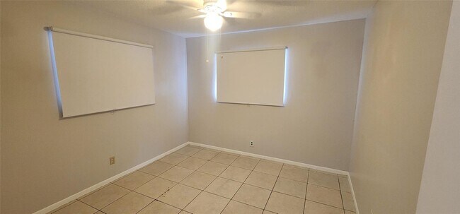 Foto del edificio - 2005 SW 99th Ave