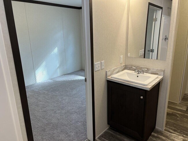 Foto del edificio - 259 Birch Ct