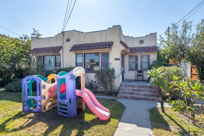 Building Photo - 5927 Corona Ave