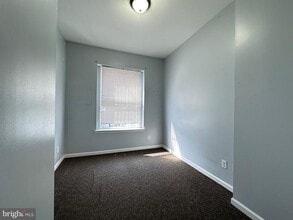 Building Photo - 1835 N Bouvier St