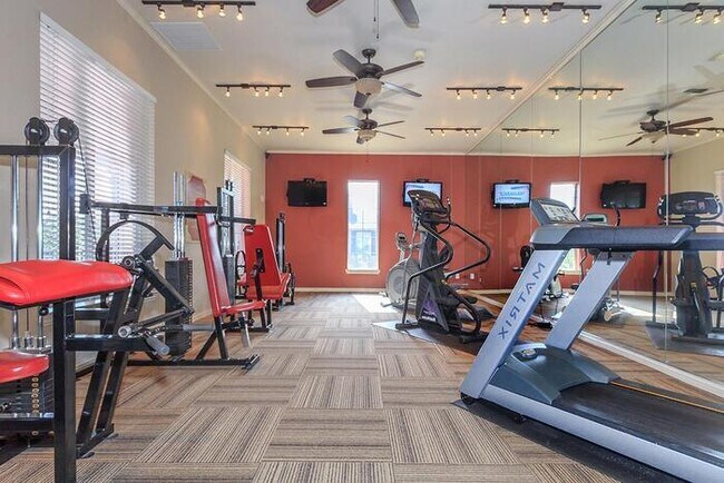 Foto del edificio - 2355 N Hwy 360