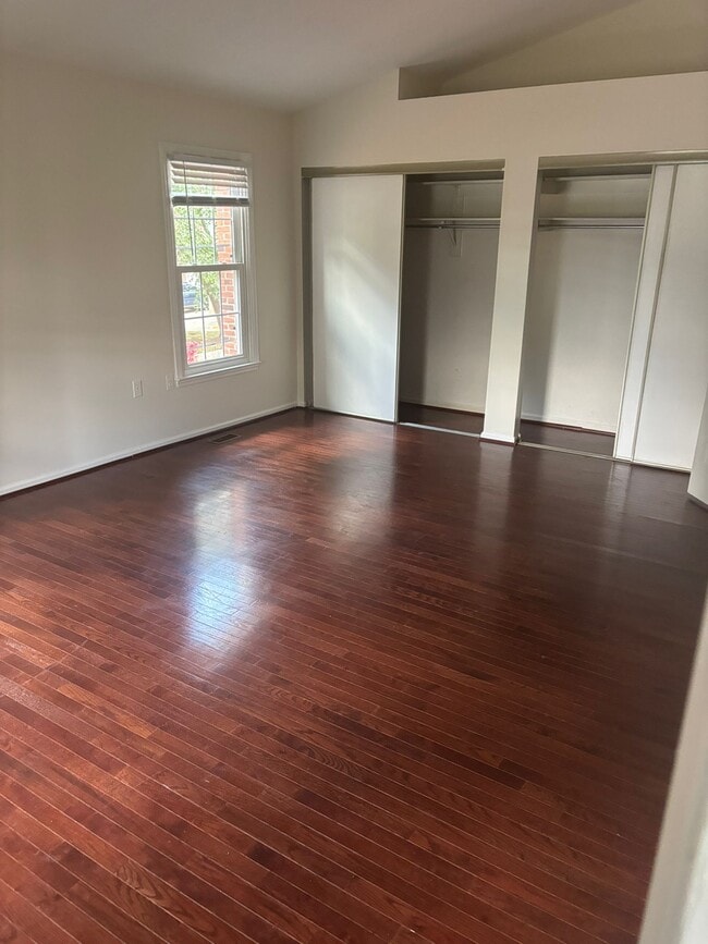 Building Photo - 5900 Parenham Way