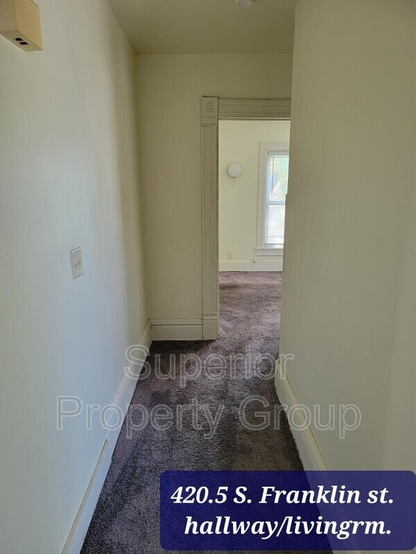 Foto del edificio - 420 S Franklin St