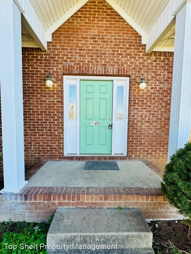 Building Photo - 4 br, 2.5 bath House - 140 Seth Way