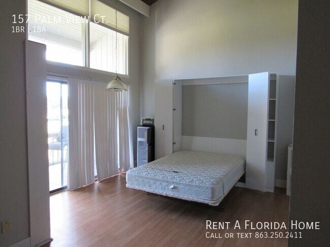 Foto del edificio - 157 Palm View Ct