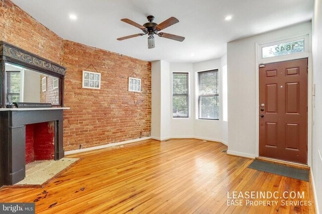 Building Photo - 1642 1/2 New Jersey Avenue NW-