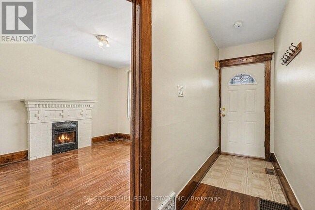 Photo du bâtiment - 113 Milverton Blvd