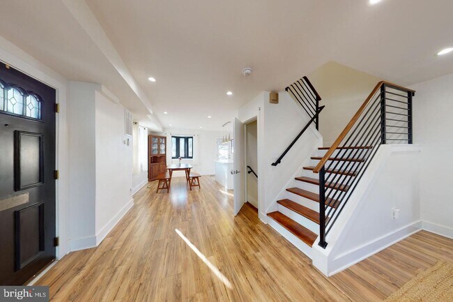 Building Photo - 2300 14th St NE