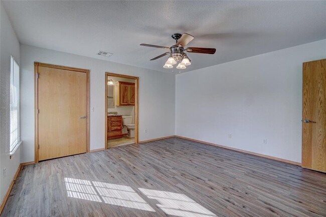 Building Photo - 4341 Huntly Dr