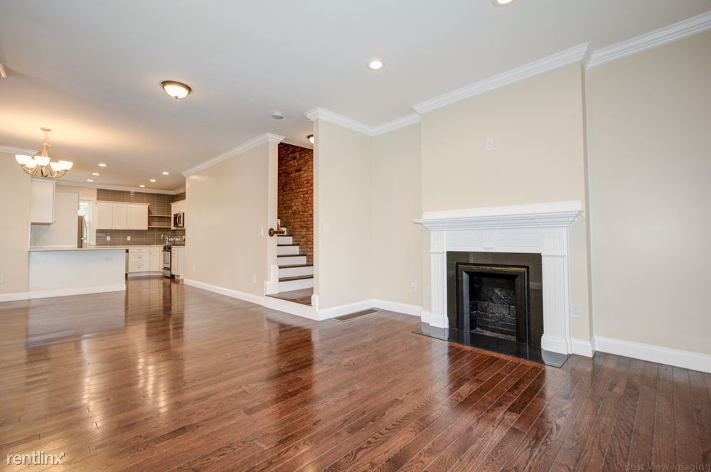 Building Photo - 29 Holton St