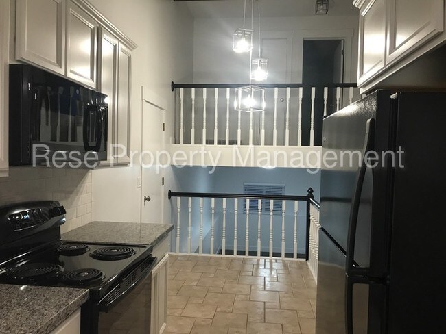 Foto del edificio - 2420 W Gordon Ave