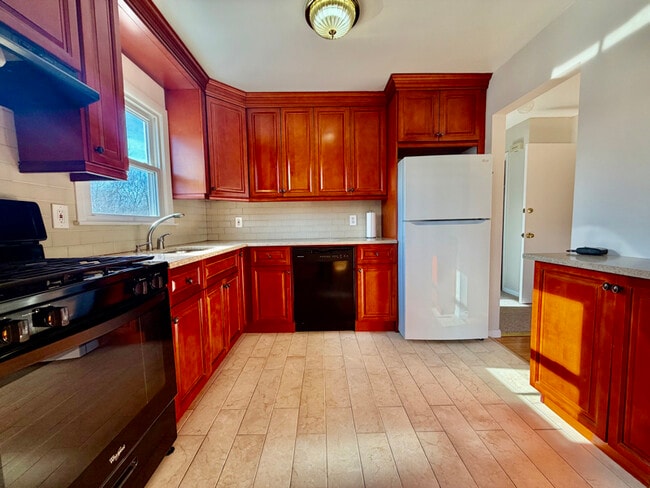 Building Photo - 40 Wall St