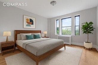 Building Photo - 690 Riverside Dr Building Photo - 690 Riverside Dr