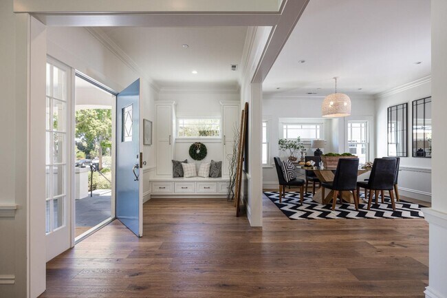 Foto del edificio - 1529 Ralston Ave