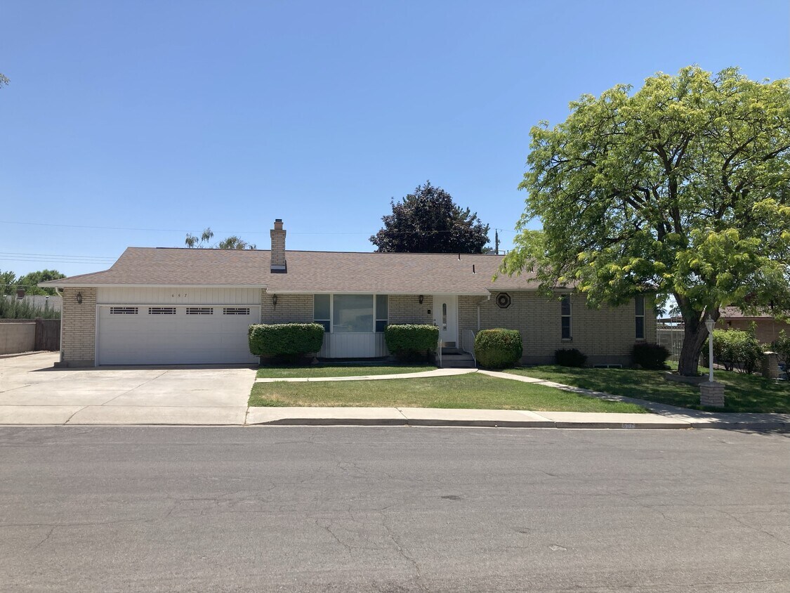 Primary Photo - 657 W 630 S St