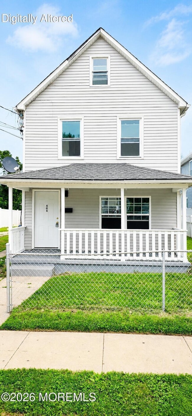 Building Photo - 404 Fisher Ave