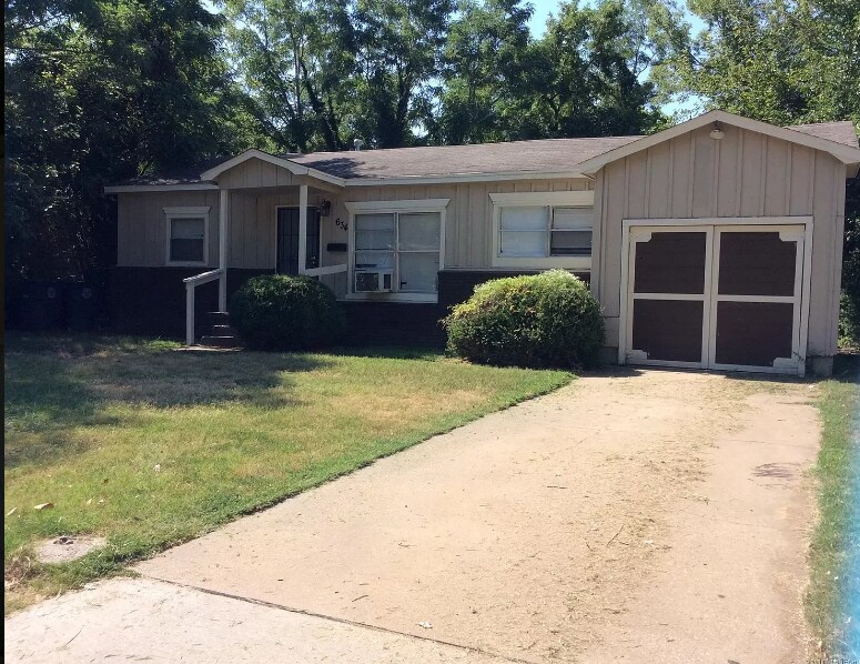 Primary Photo - 634 E 51st Pl N