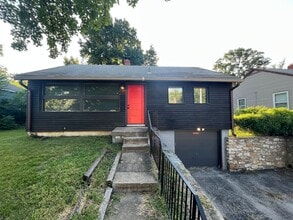 Building Photo - 3743 Springfield St