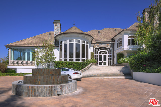 Building Photo - 4630 ENCINO Ave