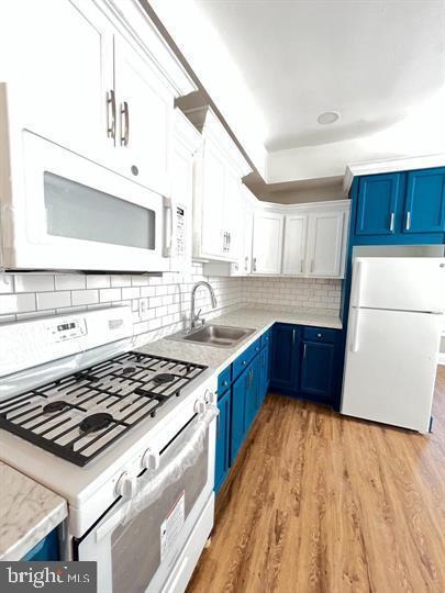 Foto del edificio - 853 Wynnewood Rd