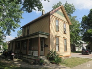 Building Photo - 1015 Jackson St