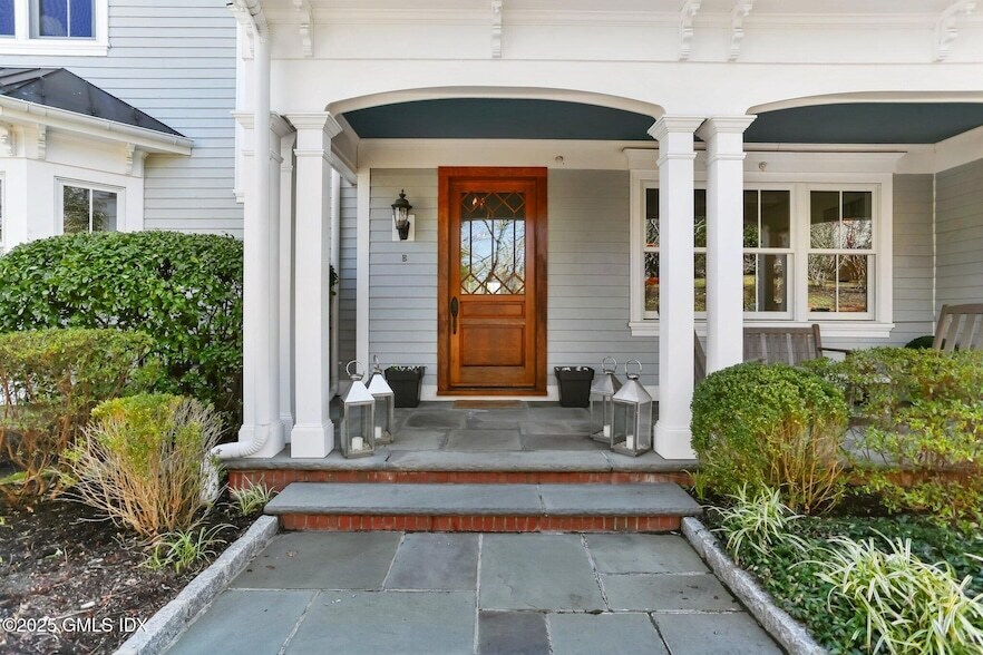 Foto principal - 523 E Putnam Ave