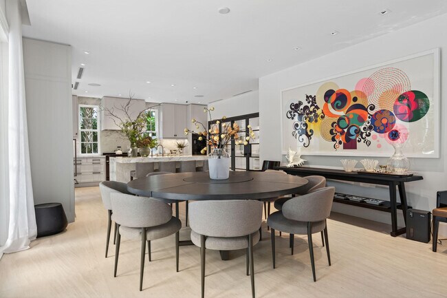 Foto del edificio - 142 S County Rd