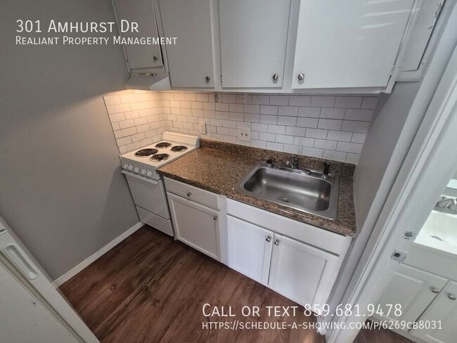 Foto del edificio - 301 Amhurst Dr