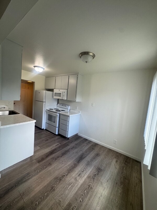 Foto del edificio - 625 S Madera Ave