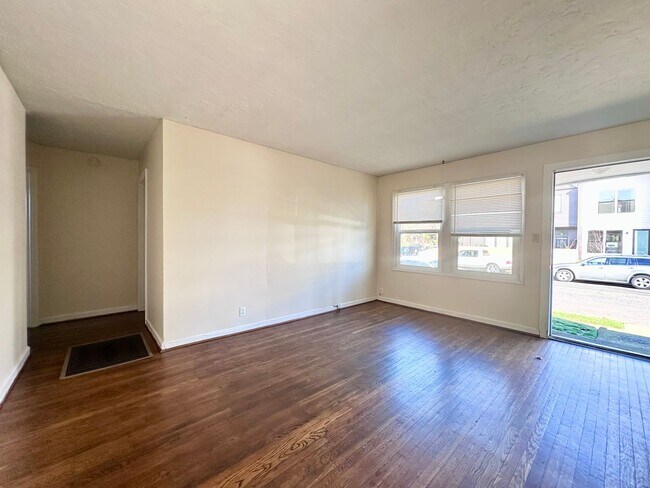 Foto del edificio - 1 Bedroom 1 Bath Close to N. Mississippi and Alberta.