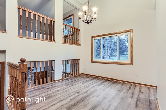 Building Photo - 8915 Pineview Ln N, Maple Grove, MN, 55369