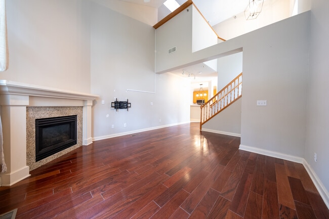 Building Photo - 17870 Cobblestone Way