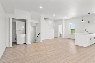 Interior Photo - Twin Oaks Apartments