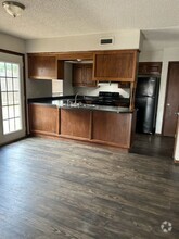Building Photo - 4211 Fort Dr