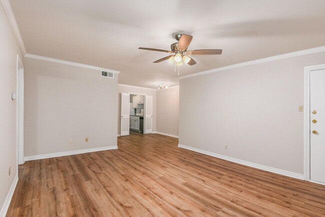 Building Photo - 4008RCC