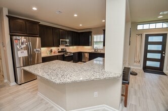 Building Photo - 6807 Vista Ledge Dr