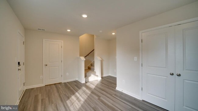 Building Photo - 1350 Red Clover Ln