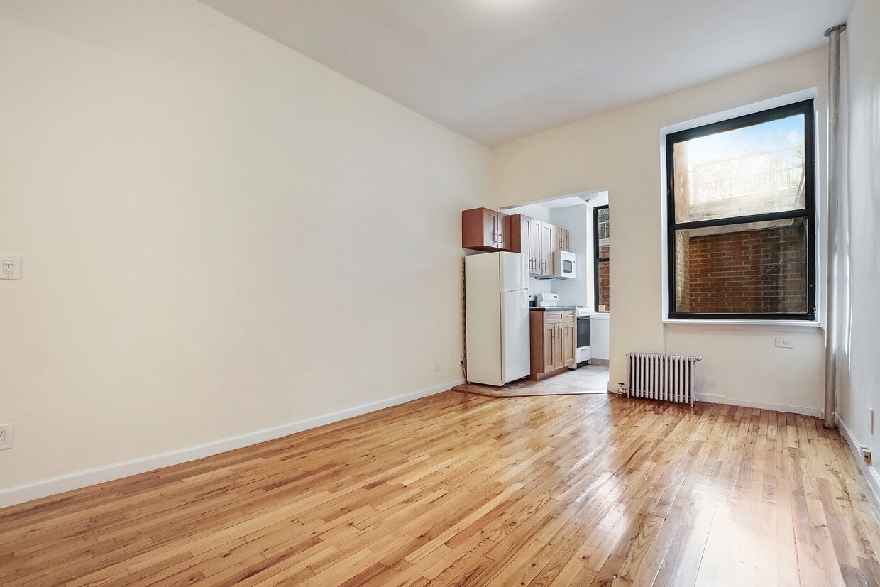 Primary Photo - 78th Street Apartments