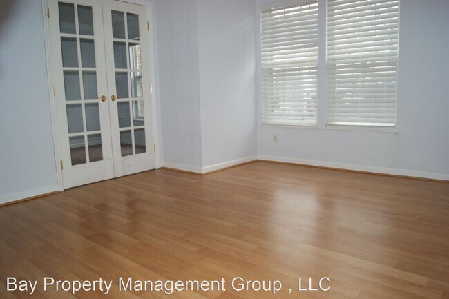 Foto del edificio - 1 br, 1 bath House - 7907 Valley Manor Rd ...