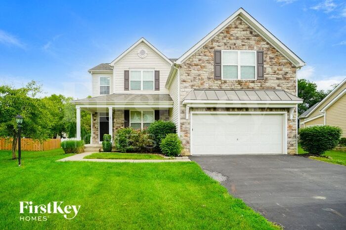 Foto principal - 106 Fox Glen Dr W