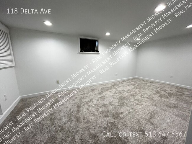 Building Photo - 118 Delta Ave