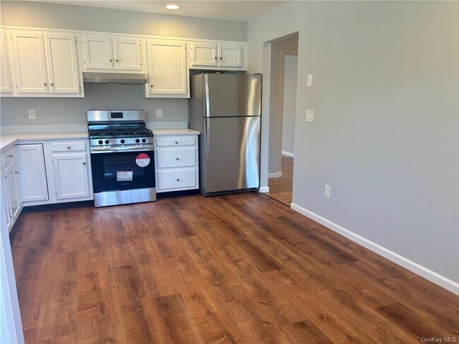 Foto del edificio - 76 Franklin Ave