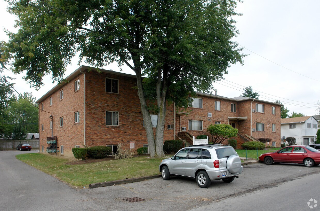 Foto del edificio - 773 Riverview Dr