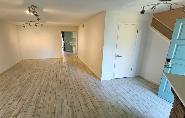 Foto del edificio - 675 Auburn Way